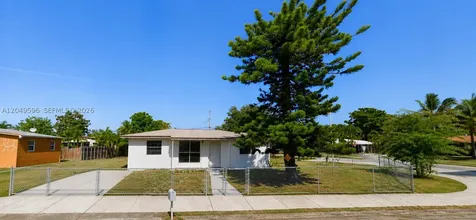 3111 SW 34th Avenue West Park FL 33023