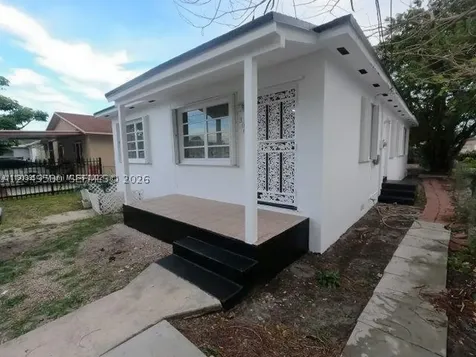 3062 NW 60th Street Miami FL 33142