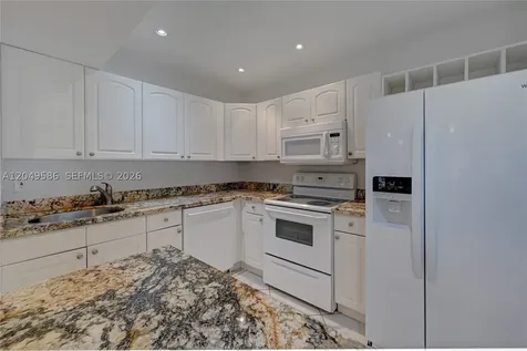 9858 NW 3rd Street Plantation FL 33324