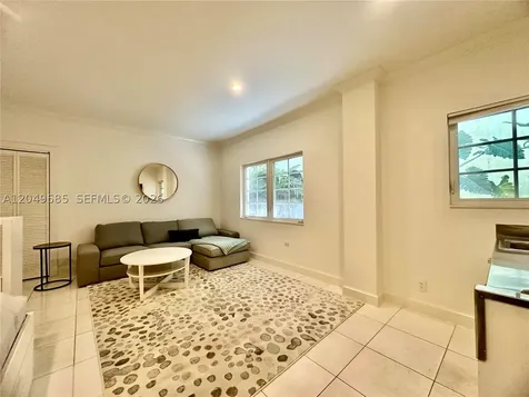 260 Euclid Avenue Miami Beach FL 33139