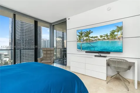 88 SW 7th Street Miami FL 33130