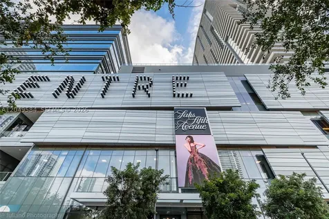 88 SW 7th Street Miami FL 33130