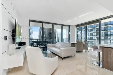 88 SW 7th Street Miami FL 33130