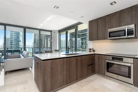 88 SW 7th Street Miami FL 33130
