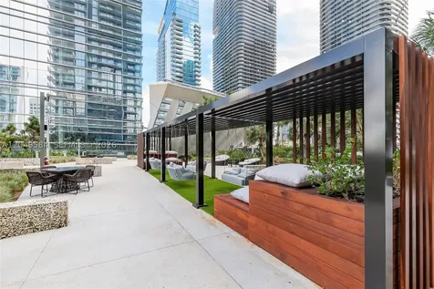 88 SW 7th Street Miami FL 33130