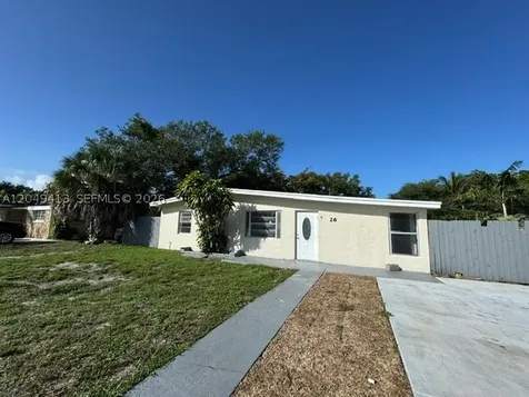 26 Virginia Road West Park FL 33023