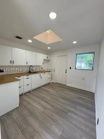26 Virginia Road West Park FL 33023