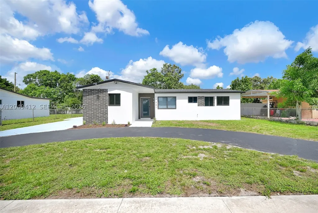 17221 NW 24th Place Miami Gardens FL 33056