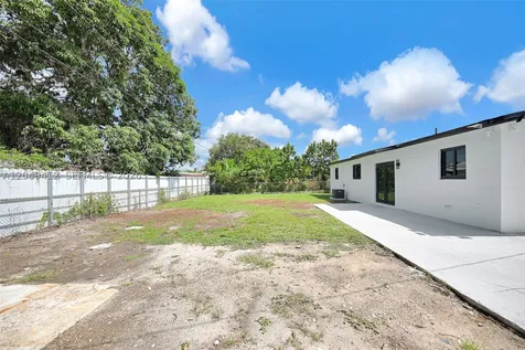 17221 NW 24th Place Miami Gardens FL 33056