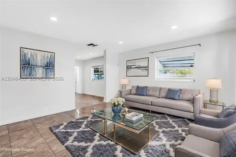 7211 NW 76th Street Tamarac FL 33321