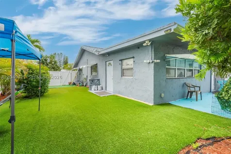 7211 NW 76th Street Tamarac FL 33321