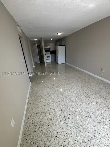 1047 SW 7th Street Miami FL 33130