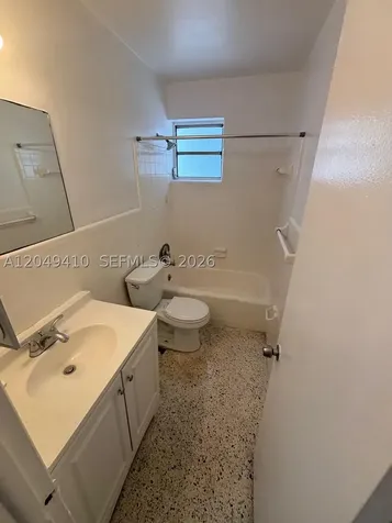 1047 SW 7th Street Miami FL 33130