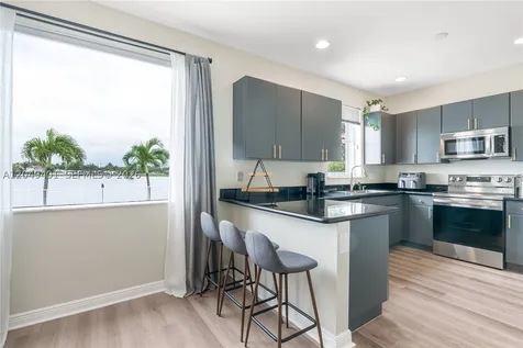 13724 SW 52nd Street Miramar FL 33027