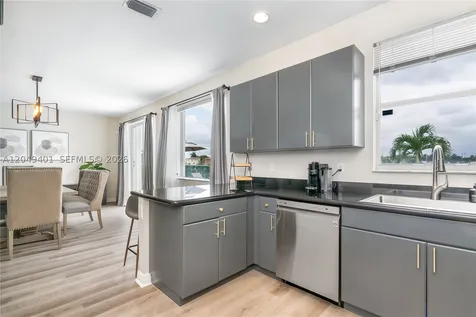 13724 SW 52nd Street Miramar FL 33027