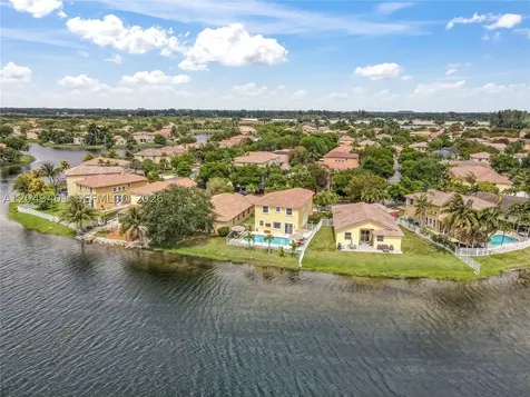 13724 SW 52nd Street Miramar FL 33027