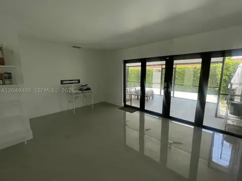 9337 SW 6th Terrace Miami FL 33174