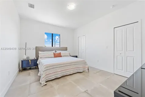 9174 SW 5th Lane Miami FL 33174