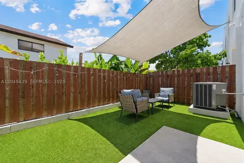 9174 SW 5th Lane Miami FL 33174