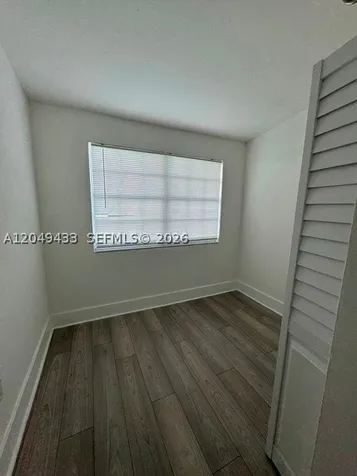 4221 SW 39th Street West Park FL 33023