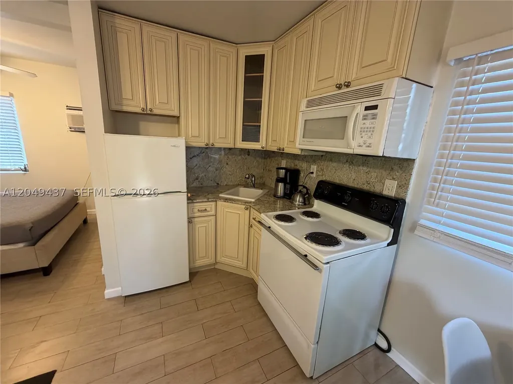 530 NE 11th Avenue Fort Lauderdale FL 33301