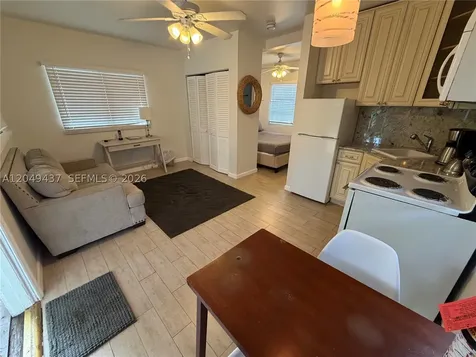 530 NE 11th Avenue Fort Lauderdale FL 33301