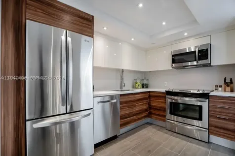 100 Bayview Drive Sunny Isles Beach FL 33160