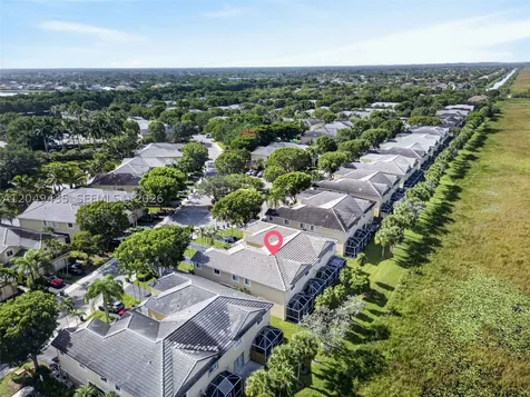 2475 W Cordoba Bend Weston FL 33327