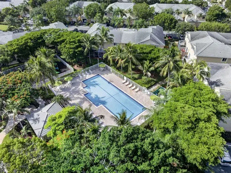 2475 W Cordoba Bend Weston FL 33327