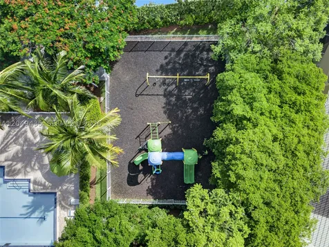 2475 W Cordoba Bend Weston FL 33327