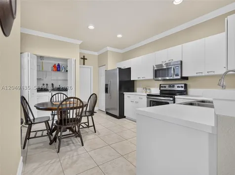 2475 W Cordoba Bend Weston FL 33327