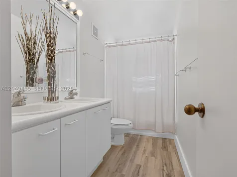 2475 W Cordoba Bend Weston FL 33327