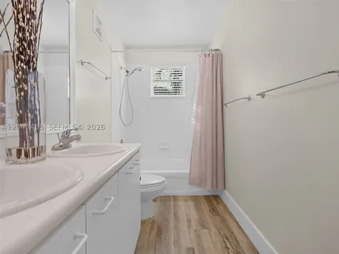 2475 W Cordoba Bend Weston FL 33327