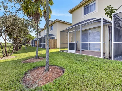 2475 W Cordoba Bend Weston FL 33327