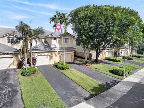 2475 W Cordoba Bend Weston FL 33327