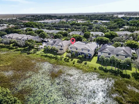 2475 W Cordoba Bend Weston FL 33327