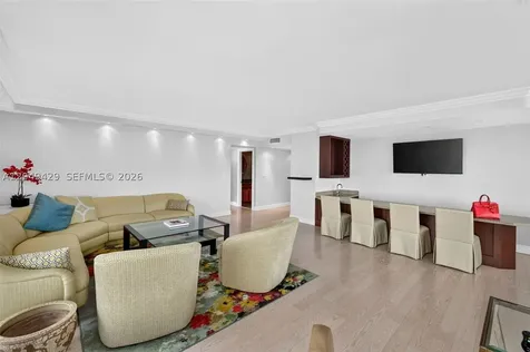 19667 Turnberry Way Aventura FL 33180