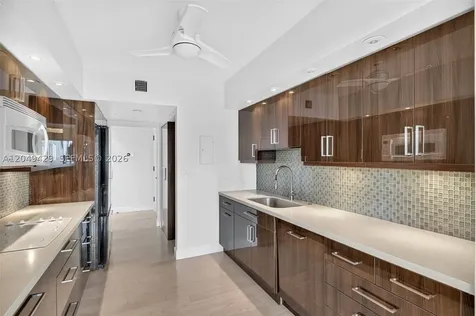 19667 Turnberry Way Aventura FL 33180
