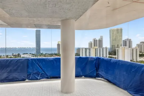 19667 Turnberry Way Aventura FL 33180