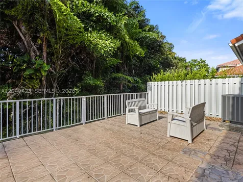 10183 NW 43rd Terrace Doral FL 33178