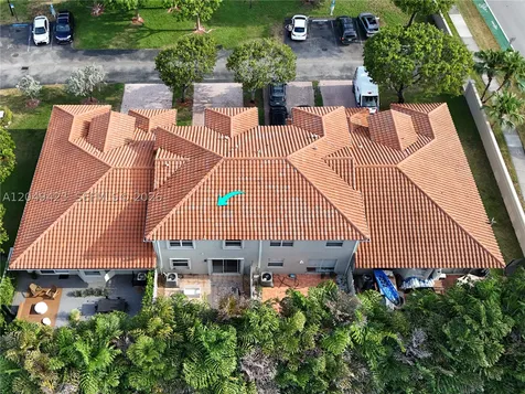 10183 NW 43rd Terrace Doral FL 33178