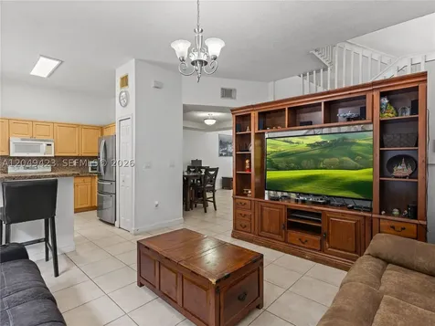 10183 NW 43rd Terrace Doral FL 33178