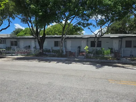 400 SW 21st Avenue Miami FL 33135