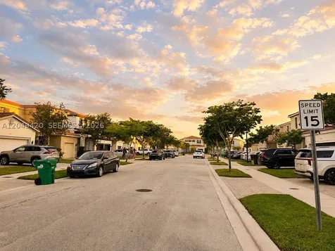 19316 NE 8th Court Miami FL 33179