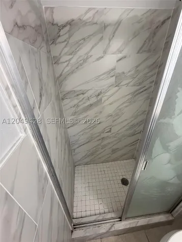 2111 N 57th Terrace Hollywood FL 33021