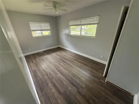 2111 N 57th Terrace Hollywood FL 33021