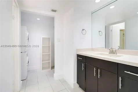 8124 SW 87th Terrace Miami FL 33143