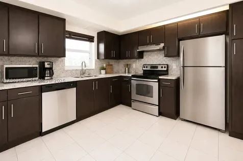 687 SE 22nd Drive Homestead FL 33033