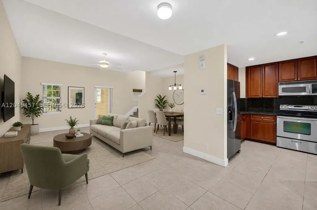 704 SW 1st Avenue Pompano Beach FL 33060