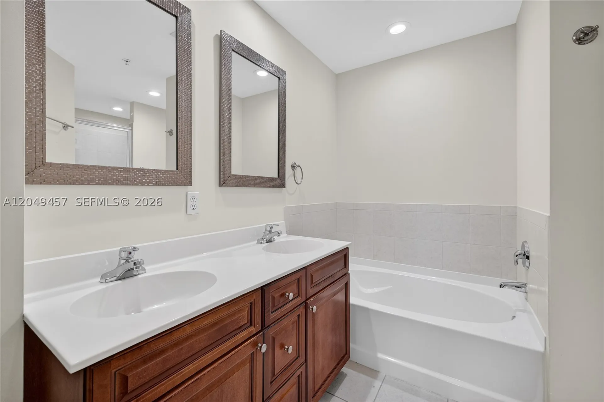 704 SW 1st Avenue Pompano Beach FL 33060
